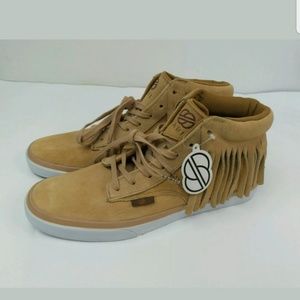 New RADII Brown Leather Upper Whit Tassels  Basic